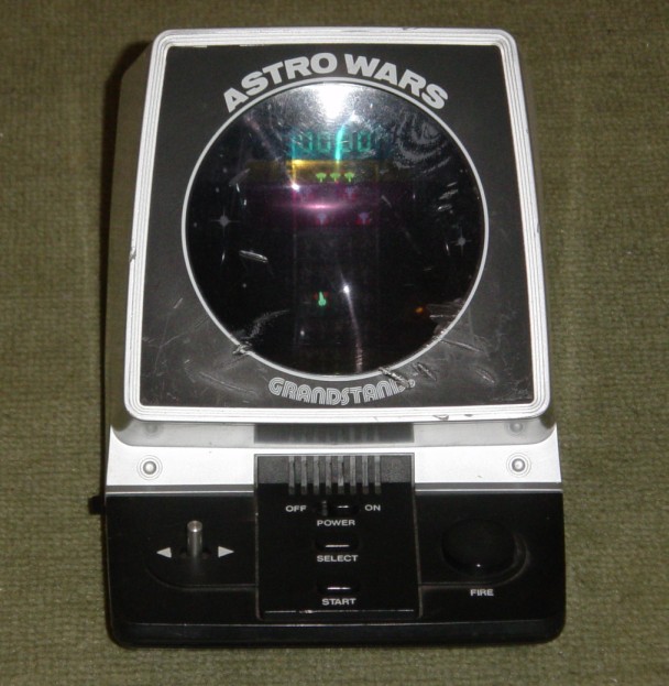 100_Grandstand_Astro_Wars_1.jpg